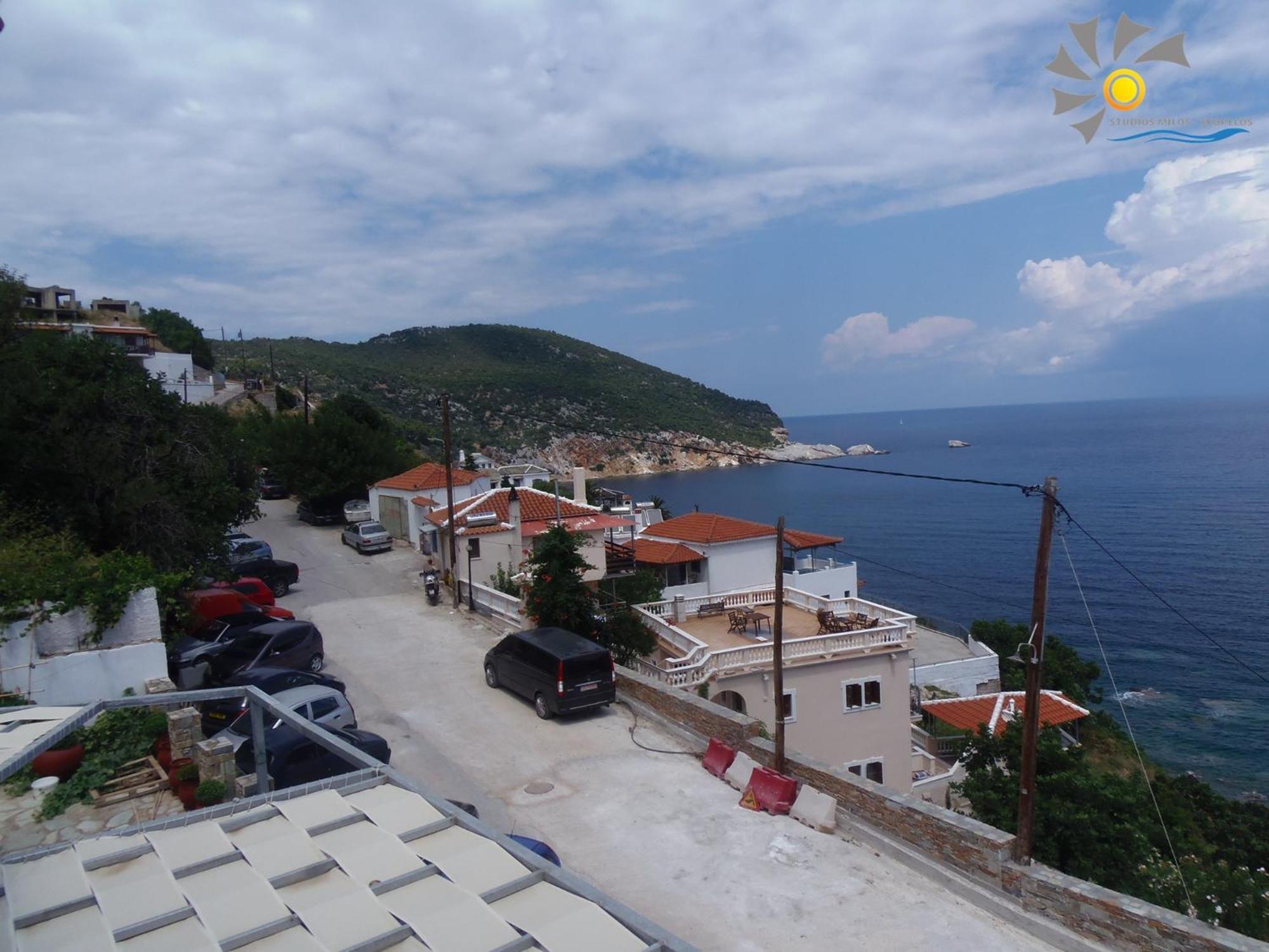 Studios Milos Skopelos-Where The Sea Meets The Sky Exterior photo